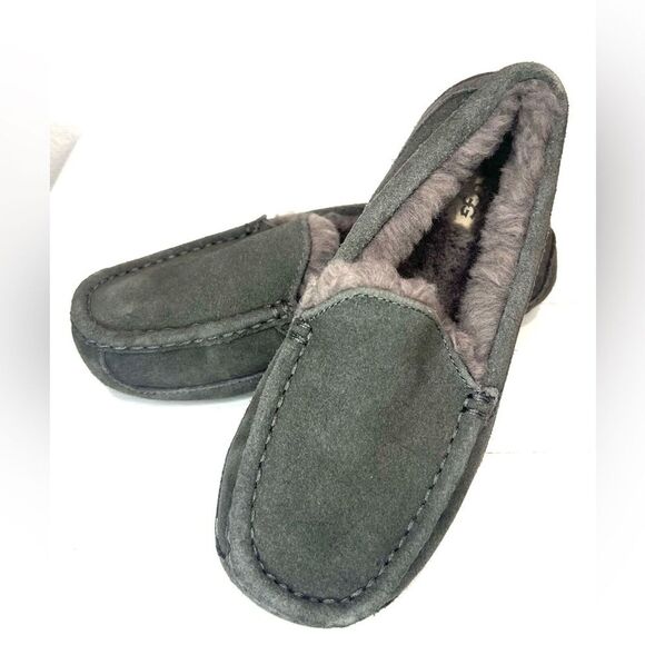 UGG Grey Suede Loafers Leather Cozy Slippers Inside Outside Unisex Sz 4 Eu 36 - Picture 3 of 9